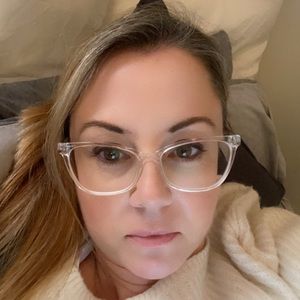 Meet your Posher, Lana